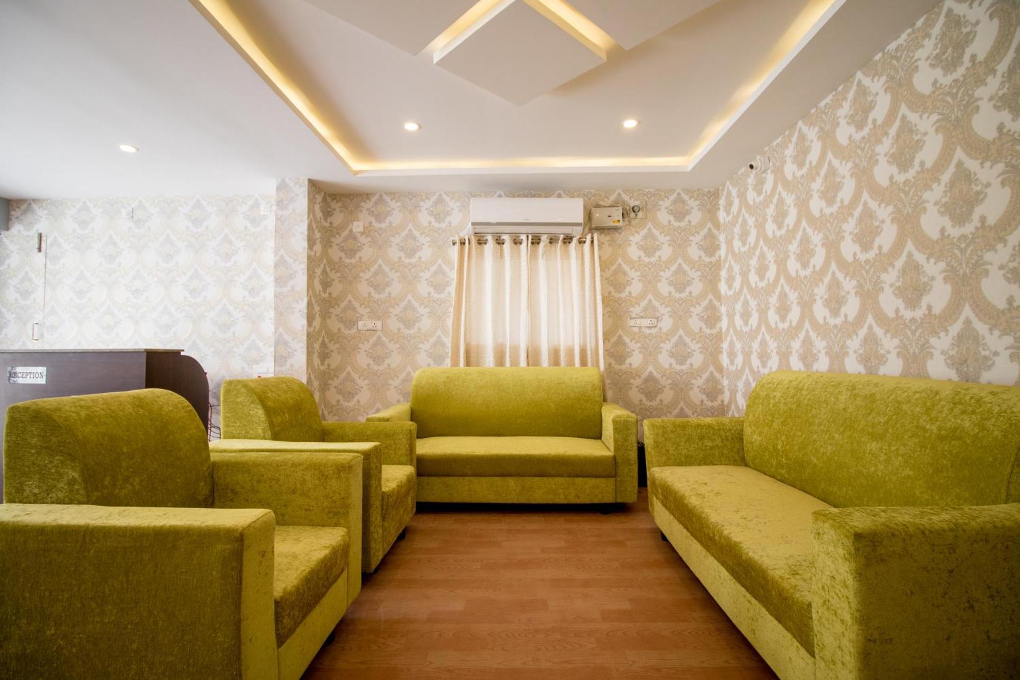 Pearl Suites, Tirupati Zewnętrze zdjęcie