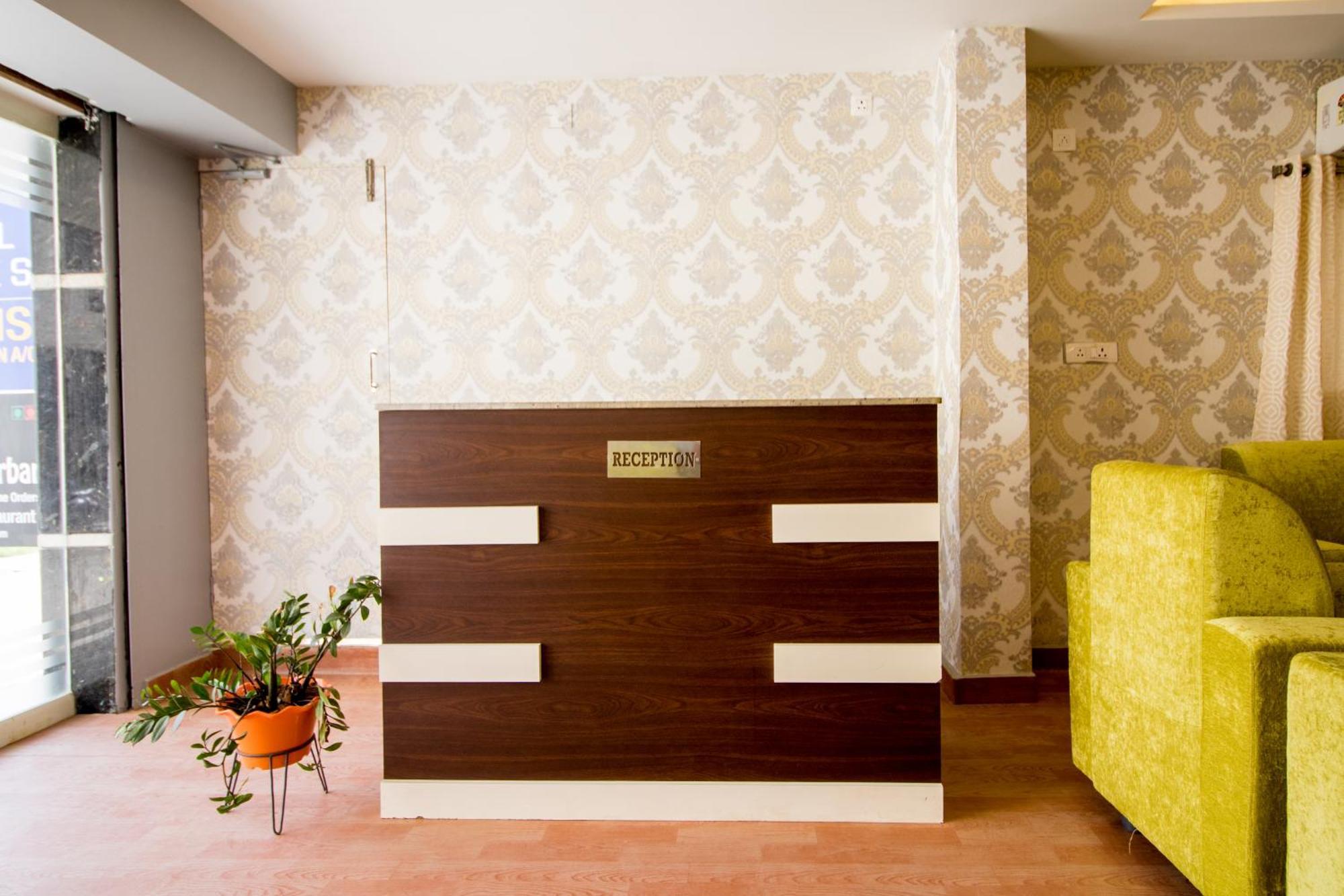 Pearl Suites, Tirupati Zewnętrze zdjęcie